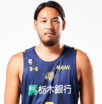 https://img.txxzl.com.cn/img/basketball/player/89756375ea4d28cc02198d41debbd9ab.png