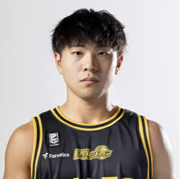 https://img.txxzl.com.cn/img/basketball/player/a3ed8a69e0d7547c4bfc4cb20e81abb4.png